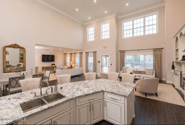 1521 Camellia Boulevard 2204, Lafayette, LA 70508