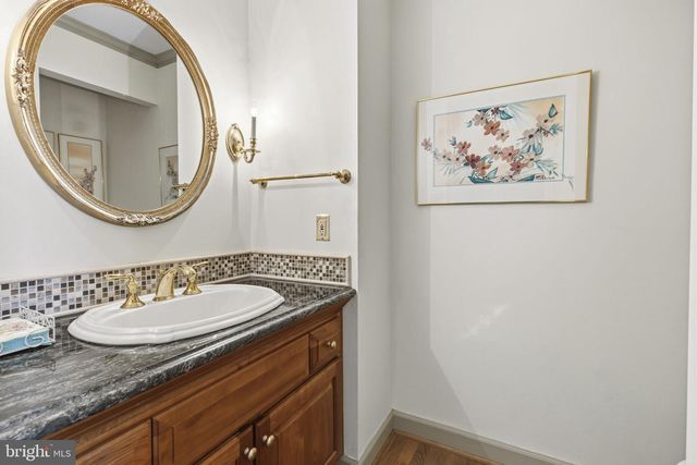 24 MANOR KNOLL CT, Baldwin, MD 21013
