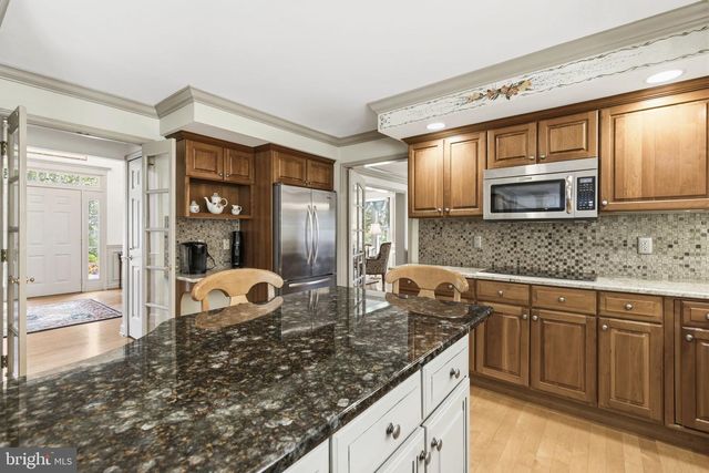 24 MANOR KNOLL CT, Baldwin, MD 21013