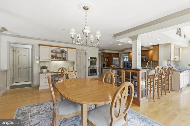 24 MANOR KNOLL CT, Baldwin, MD 21013