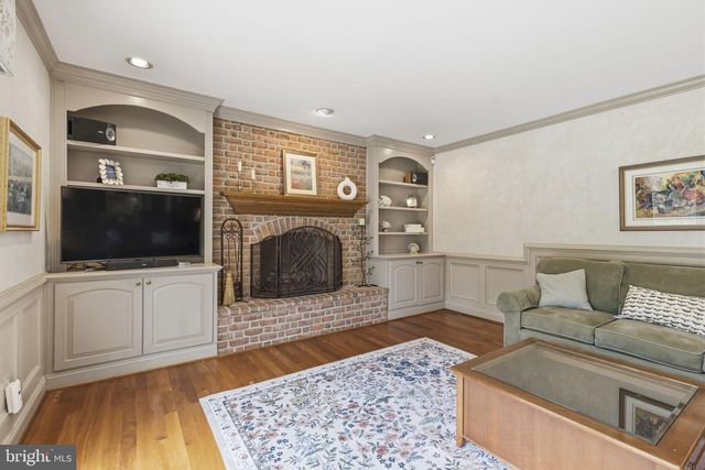 24 MANOR KNOLL CT, Baldwin, MD 21013