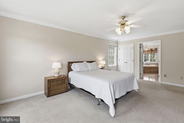 24 MANOR KNOLL CT, Baldwin, MD 21013