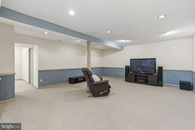 24 MANOR KNOLL CT, Baldwin, MD 21013