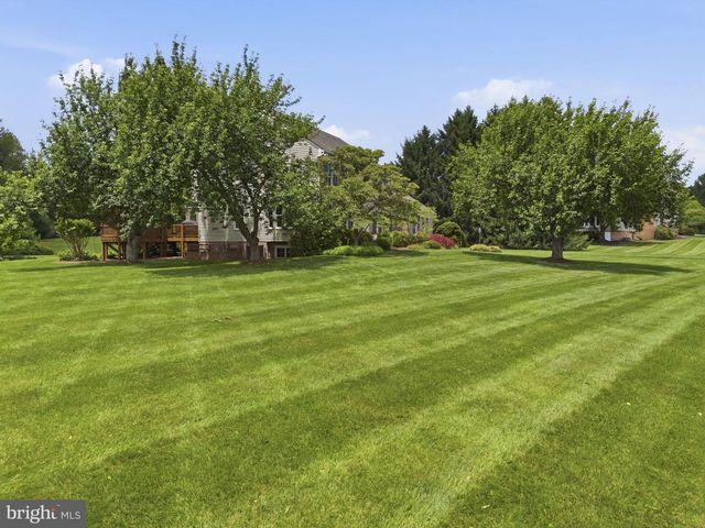 24 MANOR KNOLL CT, Baldwin, MD 21013