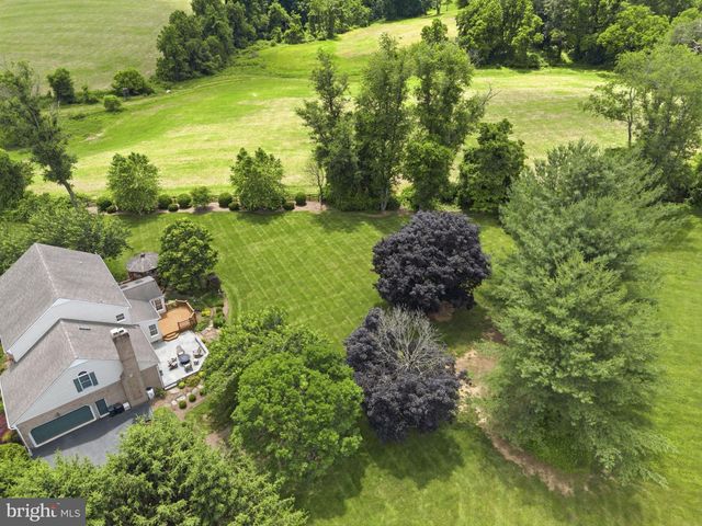 24 MANOR KNOLL CT, Baldwin, MD 21013