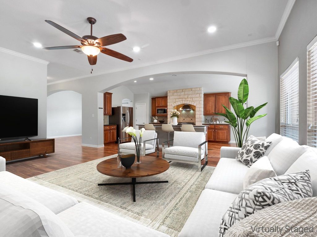 802 Wood Mesa DR, Round Rock, TX 78665