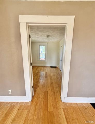 115 S LAWN Avenue, O'fallon, IL 62269