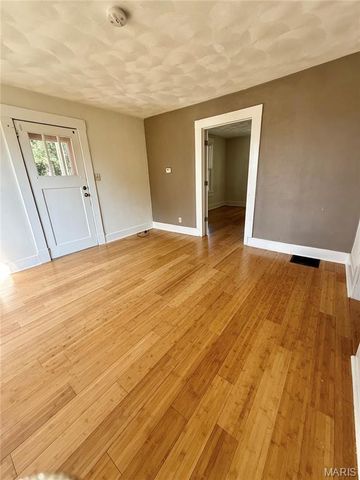 115 S LAWN Avenue, O'fallon, IL 62269