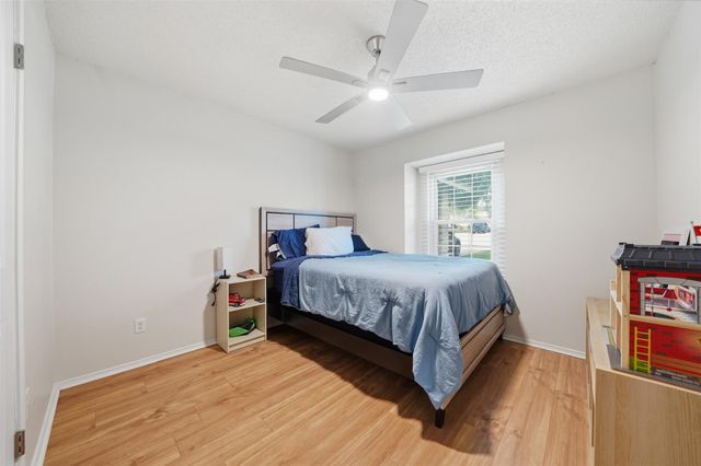 1100 York Castle DR, Pflugerville, TX 78660
