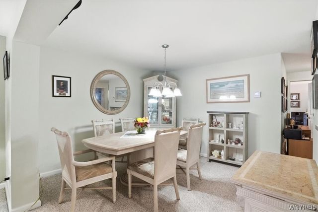960 Hopkins Road E, Amherst, NY 14221
