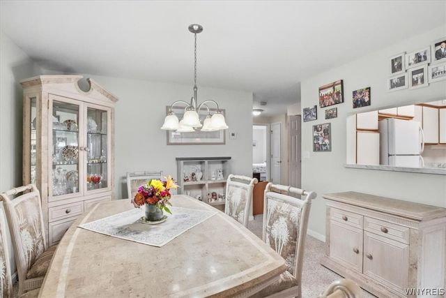 960 Hopkins Road E, Amherst, NY 14221