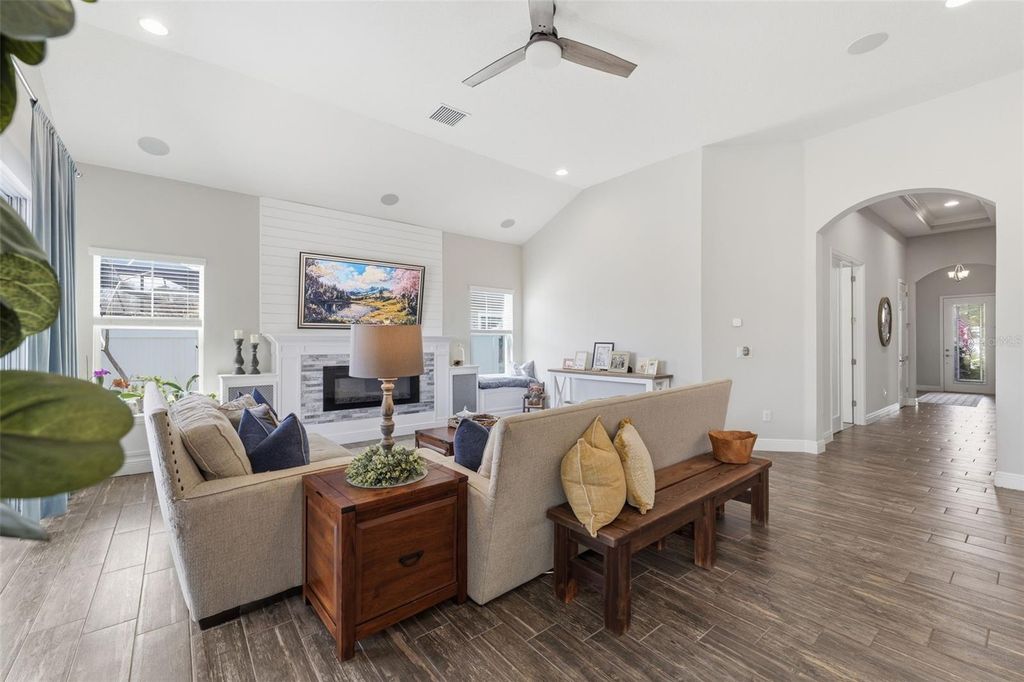 Image 9 of property listing at 8130 WATER COLOR DRIVE, Land O Lakes, FL 34638