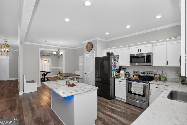 207 Dixon Circle, Williamson, GA 30292