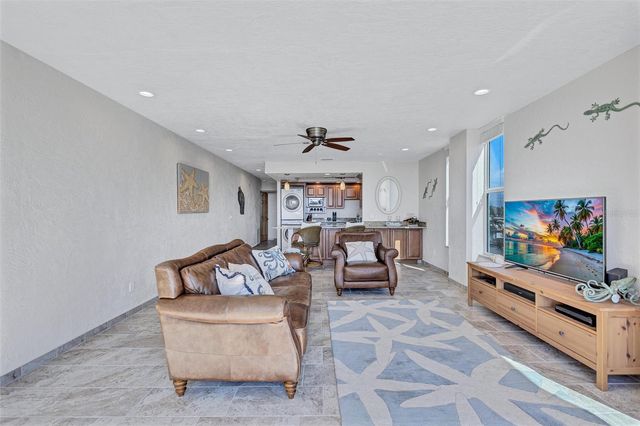 6140 MIDNIGHT PASS ROAD 101, Sarasota, FL 34242