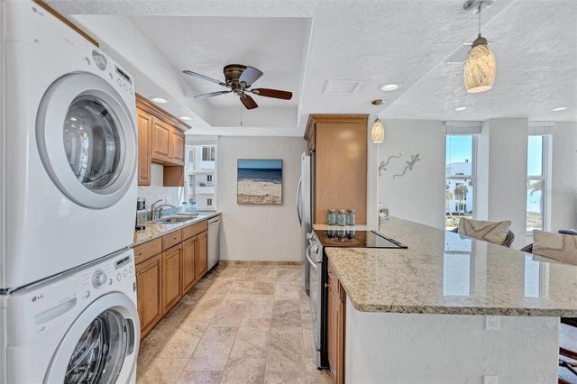 6140 MIDNIGHT PASS ROAD 101, Sarasota, FL 34242