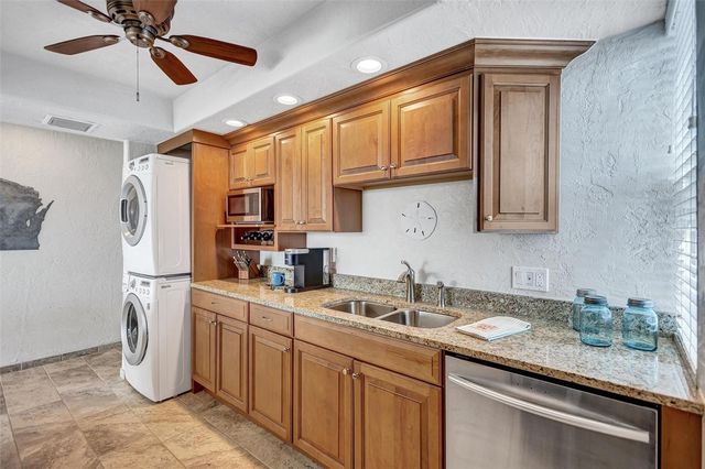 6140 MIDNIGHT PASS ROAD 101, Sarasota, FL 34242