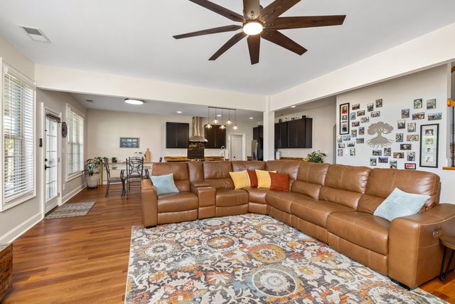 2015 Harborview Drive, Sumter, SC 29153