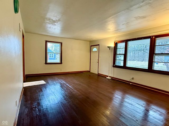 5828 Oak Lane, Anderson, IN 46013