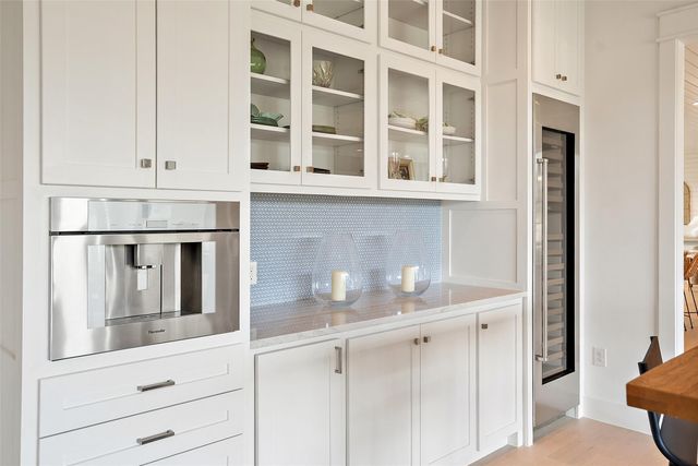 16908 Whispering Breeze, Austin, TX 78738