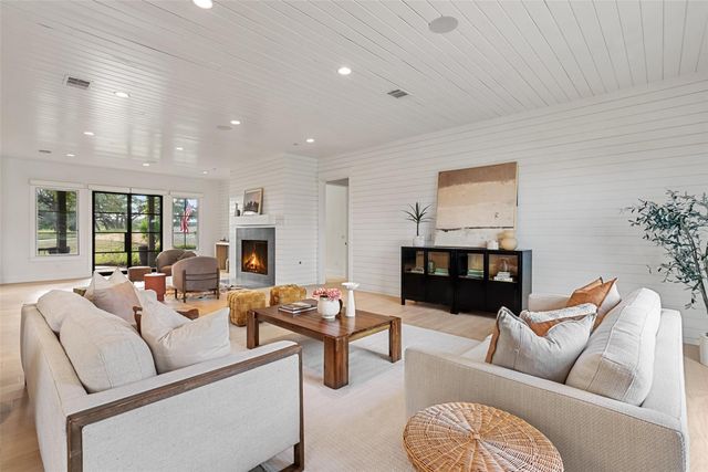 16908 Whispering Breeze, Austin, TX 78738