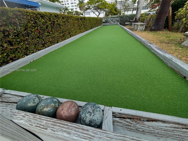 3177 S Ocean Dr 125, Hallandale Beach, FL 33009