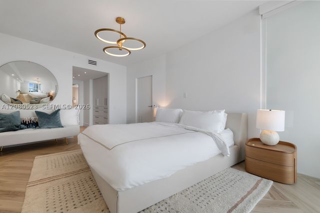 450 Alton Rd 2505, Miami Beach, FL 33139