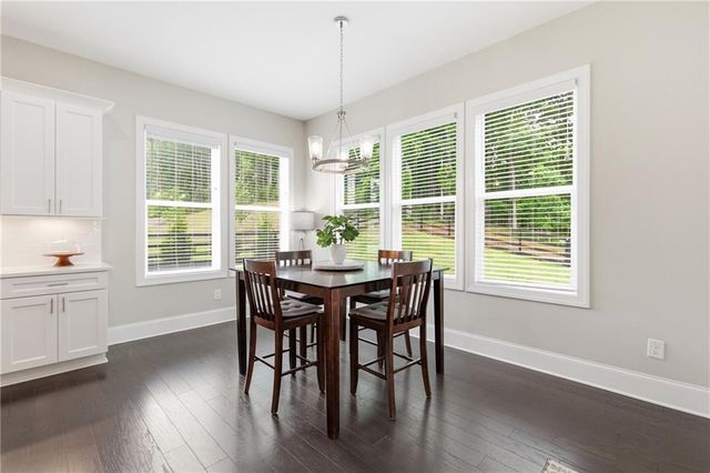 419 Oakleigh Avenue, Woodstock, GA 30188