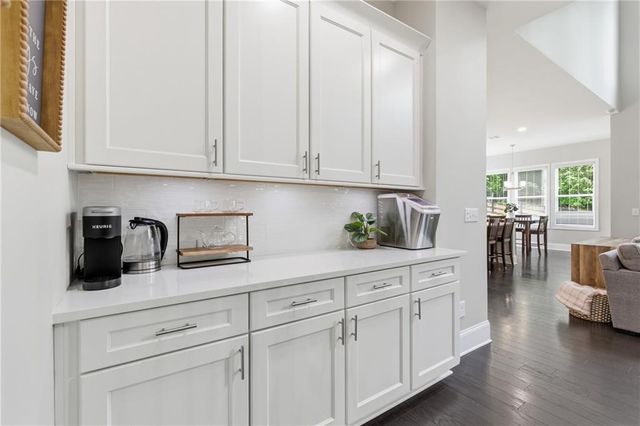 419 Oakleigh Avenue, Woodstock, GA 30188