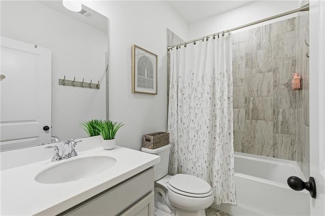 419 Oakleigh Avenue, Woodstock, GA 30188