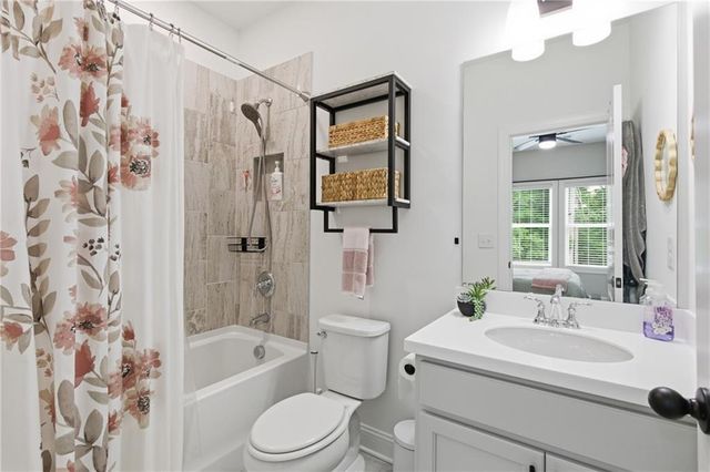 419 Oakleigh Avenue, Woodstock, GA 30188