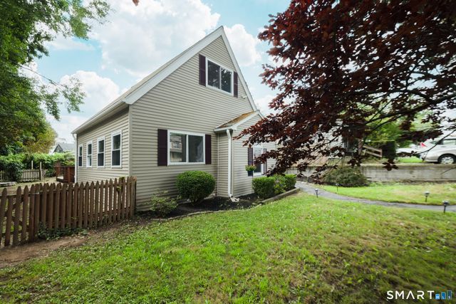 37 Vine Street, Milford, CT 06460