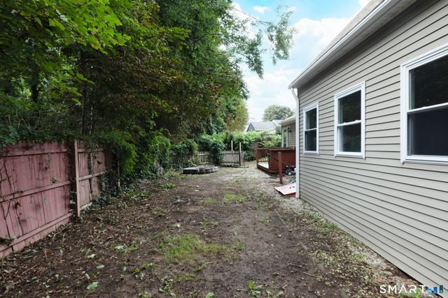 37 Vine Street, Milford, CT 06460