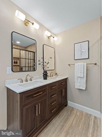 406 YORKSHIRE RD, Cherry Hill, NJ 08034