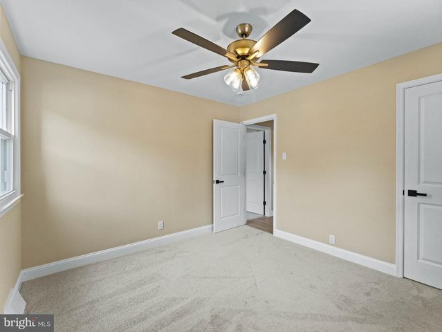 406 YORKSHIRE RD, Cherry Hill, NJ 08034