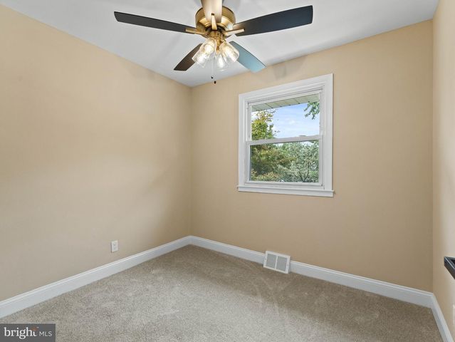 406 YORKSHIRE RD, Cherry Hill, NJ 08034