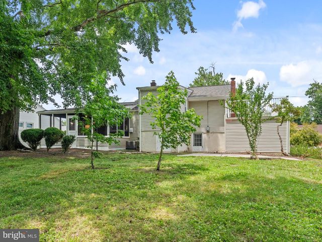 406 YORKSHIRE RD, Cherry Hill, NJ 08034