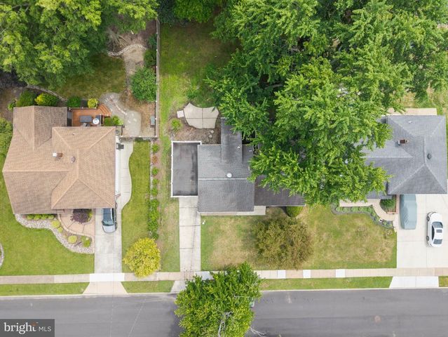 406 YORKSHIRE RD, Cherry Hill, NJ 08034