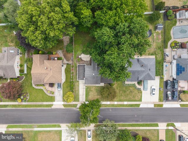 406 YORKSHIRE RD, Cherry Hill, NJ 08034