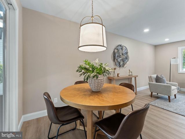 406 YORKSHIRE RD, Cherry Hill, NJ 08034