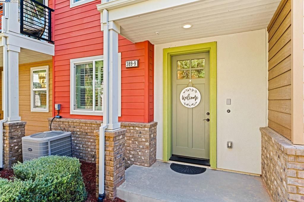 389 Basswood Cmn 9, Livermore, CA 94551