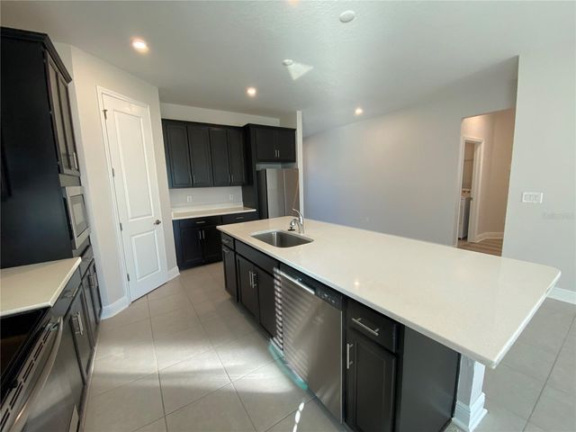 34273 RADLEY WAY, Wesley Chapel, FL 33545