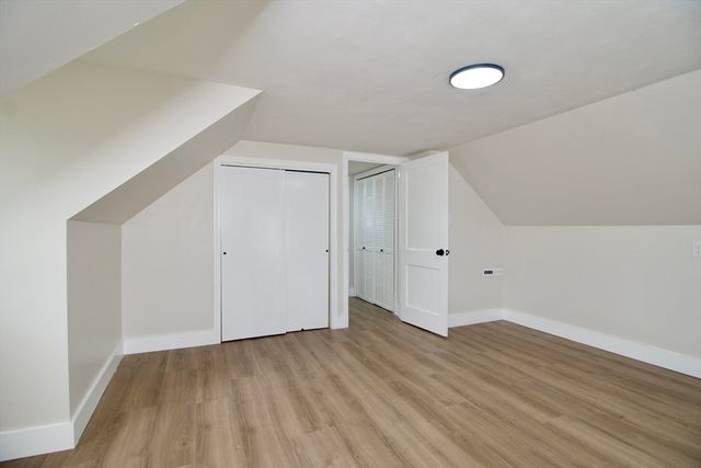 1657 Carew St, Springfield, MA 01104