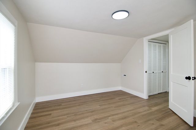 1657 Carew St, Springfield, MA 01104
