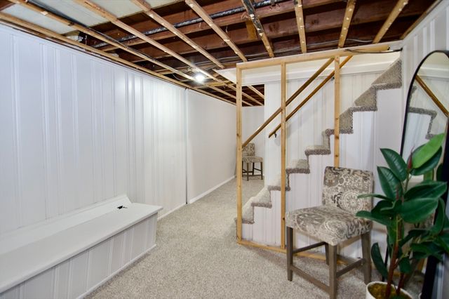 1657 Carew St, Springfield, MA 01104