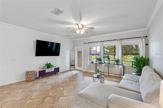 19343 PADDOCK VIEW DRIVE, Tampa, FL 33647