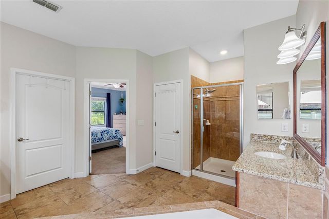 19343 PADDOCK VIEW DRIVE, Tampa, FL 33647