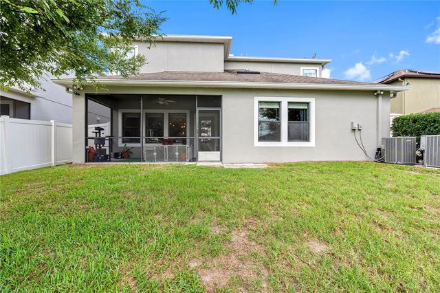 19343 PADDOCK VIEW DRIVE, Tampa, FL 33647