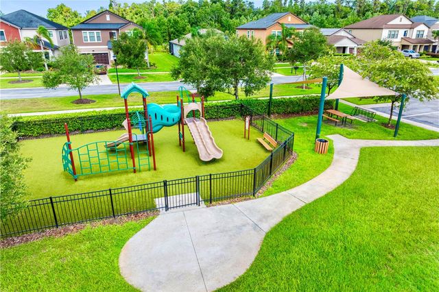 19343 PADDOCK VIEW DRIVE, Tampa, FL 33647