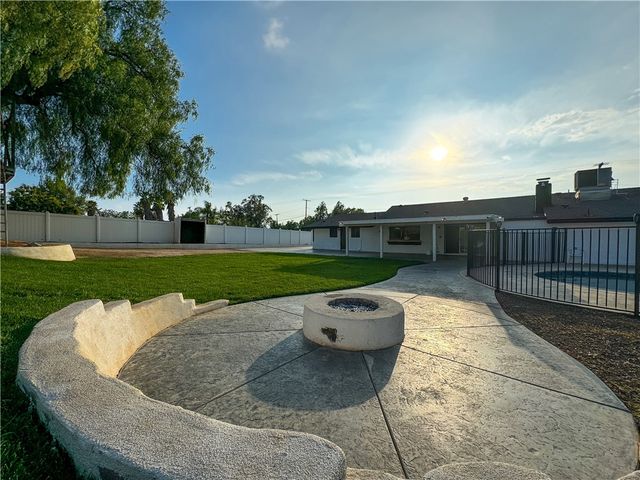 16698 Washington Street, Riverside, CA 92504