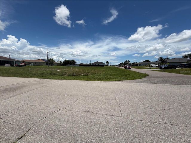 2829 NE 5TH AVENUE, Cape Coral, FL 33909